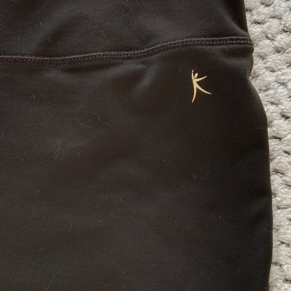 Danskin Women's Black Fitted Active Shorts Size XL - Picture 5 of 8